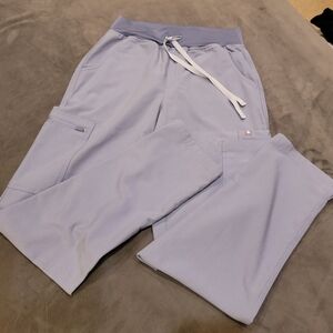 Figs Scrub Top/Bottom in Soft Blue